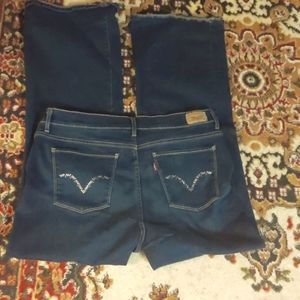 Levi jeans size 18 dark wash